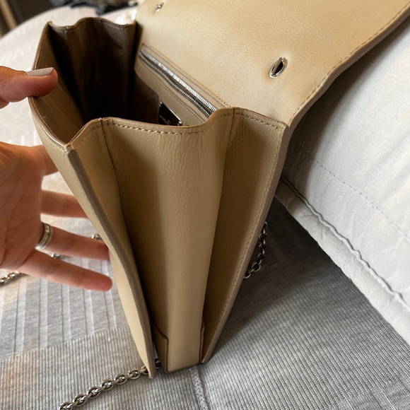 Salvatore Ferragamo Ginny Bag - Picture 2 of 14